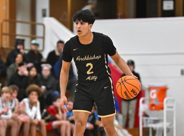 Archbishop Mitty vs Carlsbad Torrey Pines Holiday Classic December 29, 2023 Photo-Justin Fine83